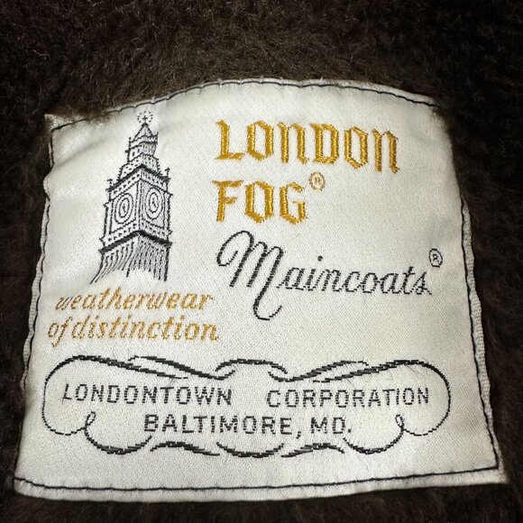 Vintage London Fog Maincoats Beige Trench Coat With Belt & Button Front 44R - Picture 6 of 9